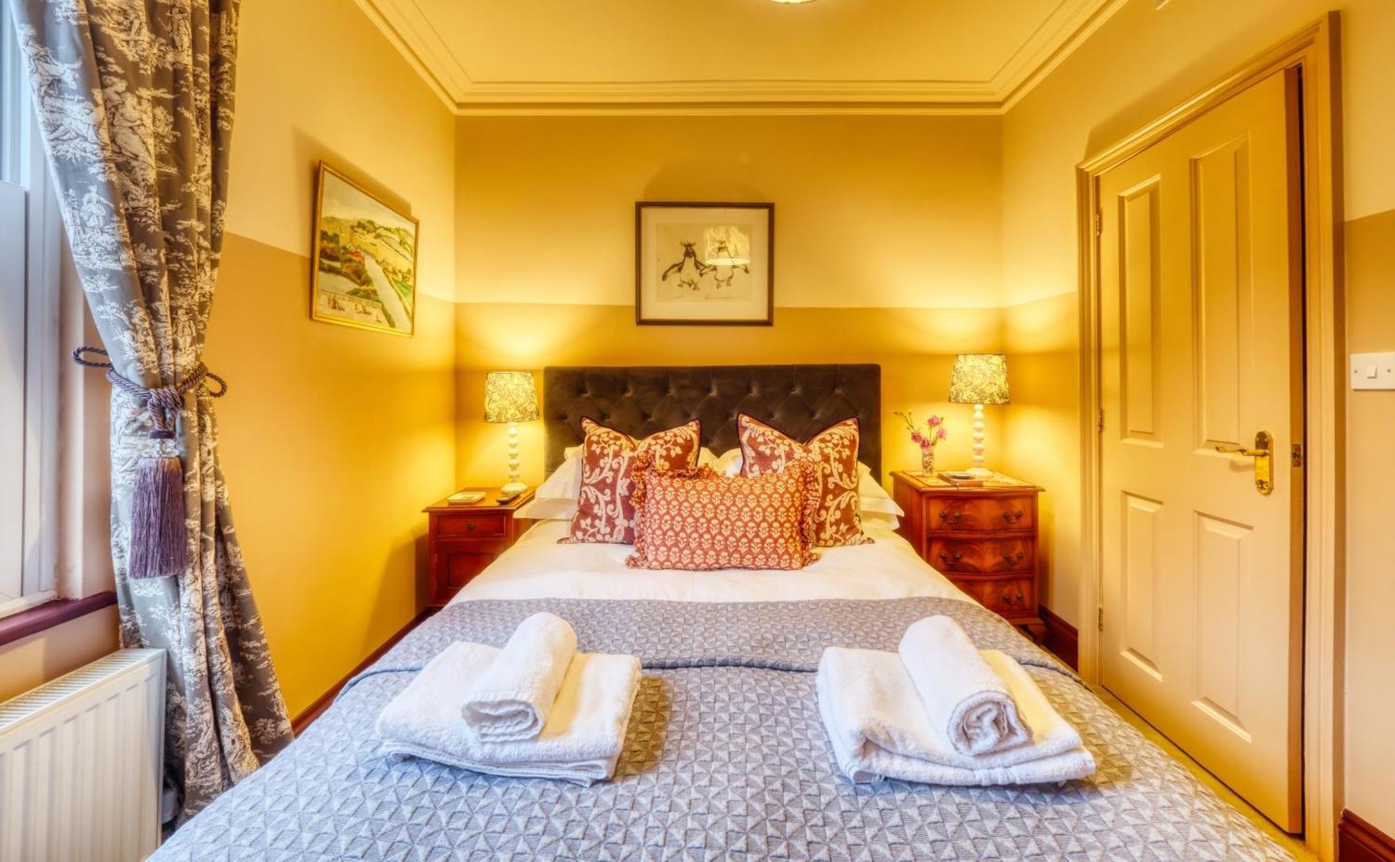 The Bluebell Hotel บาธ ภายนอก รูปภาพ