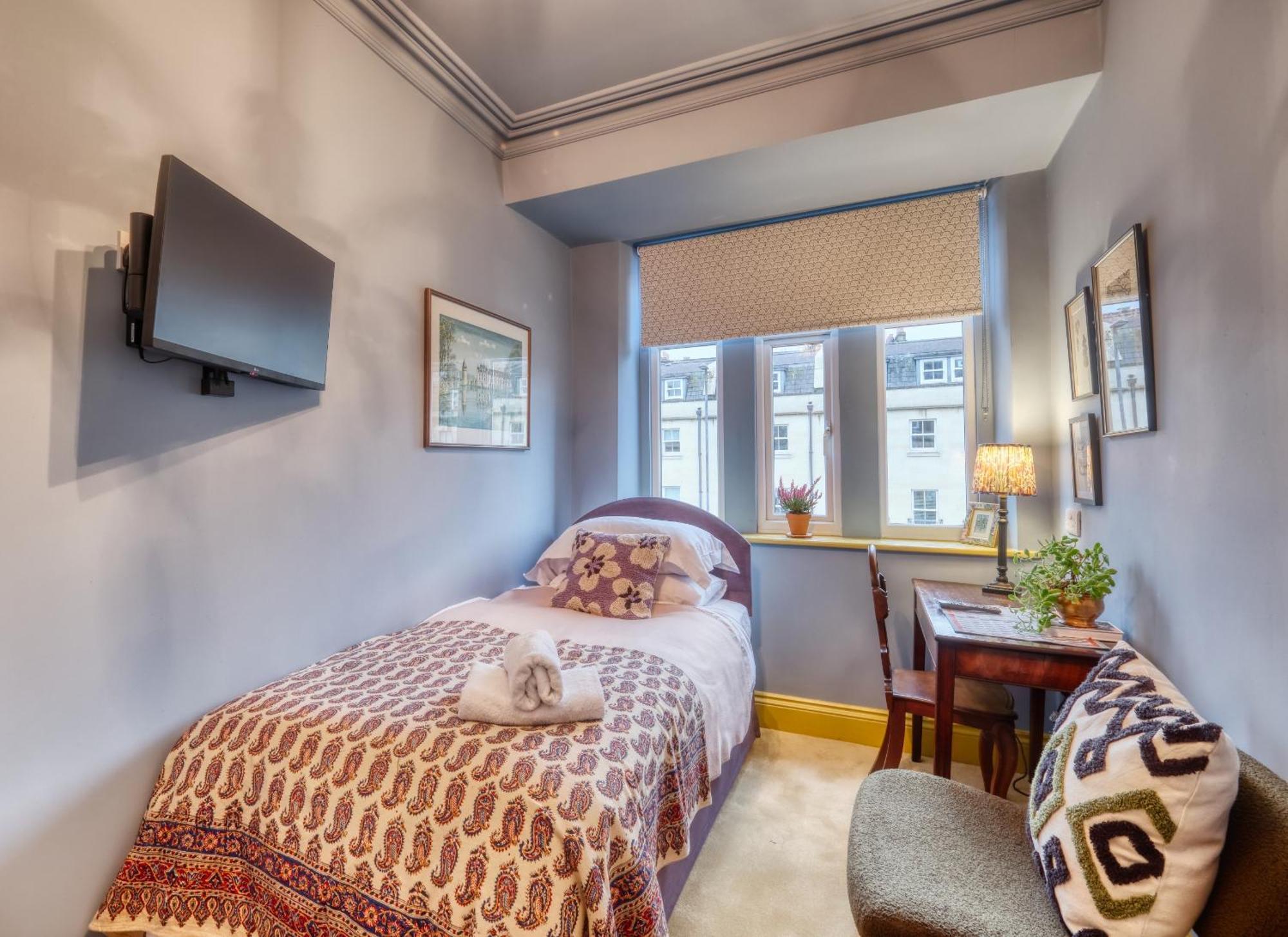 The Bluebell Hotel บาธ ภายนอก รูปภาพ