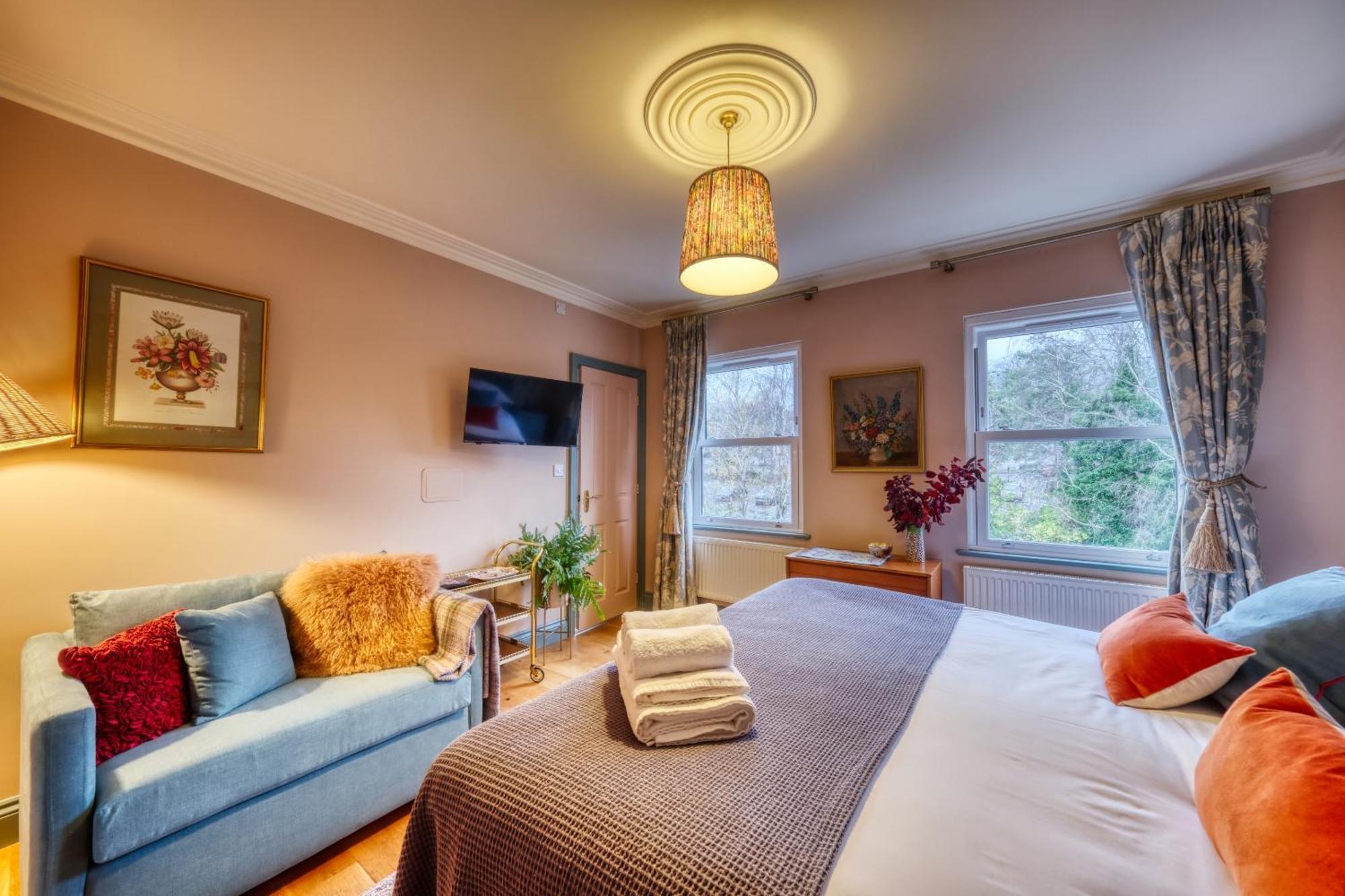 The Bluebell Hotel บาธ ภายนอก รูปภาพ